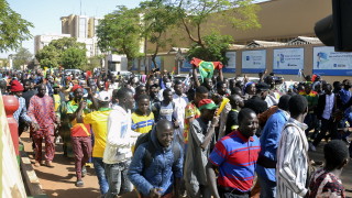 Военната хунта в Буркина Фасо която свали президента Рока Каборе