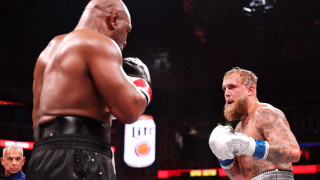 Легендата в бокса Майк Тайсън загуби мача си срещу над