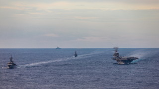 Военноморски кораби от Филипините и Съединените щати проведоха съвместно плаване