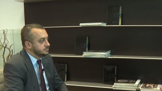 До 2026 година в България трябва да се движат 30 000 електромобила и да има 10 000 зарядни станции