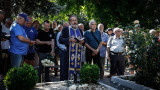 Левски почита паметта на Гунди и Котков
