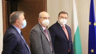 За президента Румен Радев е важно да се гарантира както