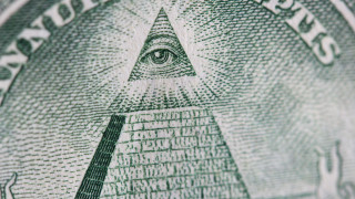 Близо 8 на всеки 10 французи вярват в най малко една