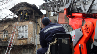 Пожар изпепели къща в центъра на София