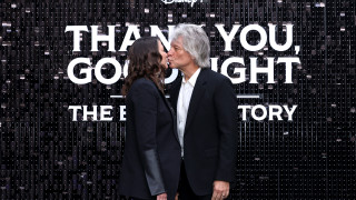 След няколко седмици 62 годишният Джон Бон Джоуви ще отпразнува 35 годишнината