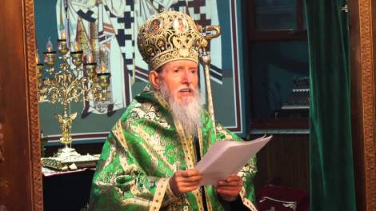 Към мир и любов призова в словото си сливенският митрополит Йоаникий