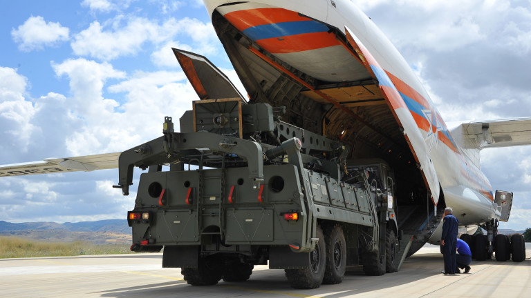 Русия започва доставки на С-400 за Индия на фона на заплаха от санкции на САЩ