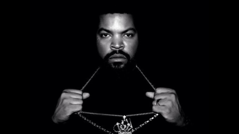 На кого и за какво се обиди Айс Кюб