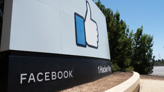 Facebook продава реклами популяризиращи антиваксърски послания насочени срещу ваксините срещу