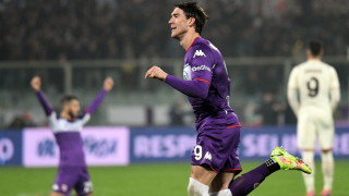 Фиорентина победи Милан 4 3 в 13 ия кръг на Серия А Нападателят Душан Влахович