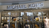  Michael Kors готви още милиардни покупко-продажби 