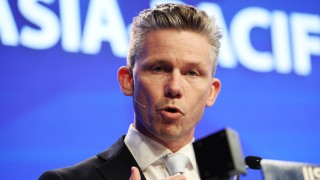 Швеция ще помогне за увеличението на доставките на оръжия за