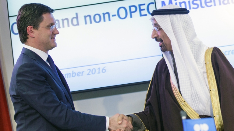 Русия и Саудитска Арабия се разбраха. Цената на петрола подскочи