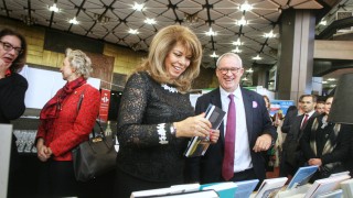 Под диригентството на Юли Дамянов музиката на Софийския духов оркестър