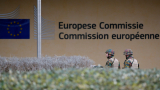  Европейски Съюз и НАТО ускоряват съдействието 