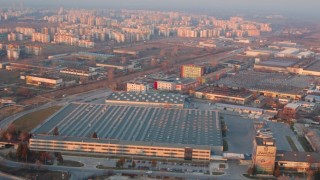 Един от най-големите производителите на PVC профили в ЕС отваря четвърти завод в България