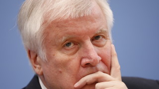 Министърът на вътрешните работи на Германия Хорст Зеехофер съобщи че