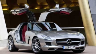 Mercedes обяви цената на SLS AMG