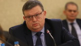 Цацаров поиска прокуратурата да провери действията му