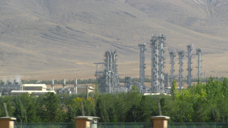 Отстранихме ядрото от реактора "Арак", потвърди Иран
