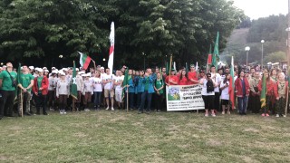 Хиляди българи от цялата страна поеха по стъпките на Ботевата