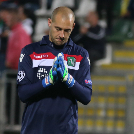 Милан се влива в редиците на Партизан