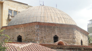 След съобщения за повреди по Света София паметника от византийската