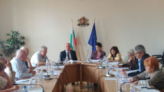 Министър Бисер Петков проведе среща с национално представителните организации на