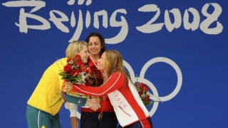 Ребека Сони  спечели златния медал на 200 метра бруст