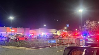 Стрелба в супермаркет в град Чесапийк щата Вирджиния остави до