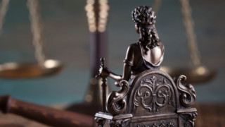 Задържаха 41 годишен мъж който е причинил средна телесна повреда на