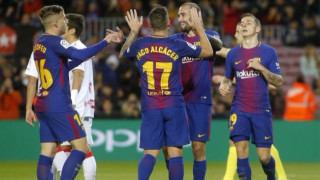 Треньорът на Барселона Ернесто Валверде определи група от 18 футболисти