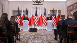 Полша и САЩ подписаха договор за доставка на 20 американски