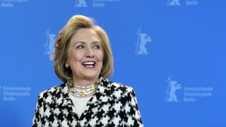 Въпреки че загуби от Доналд Тръмп през 2016 г Хилъри