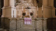 Изгубените останки на френския мускетар д'Артанян - открити 4 века по-късно под олтар на църква?