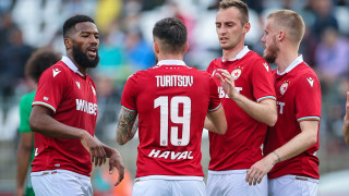 Голмайсторът на ЦСКА Дюкенс Назон не започна подготовка с отбора