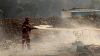 Горският пожар който бушува на гръцкия остров Родос предизвика сериозни