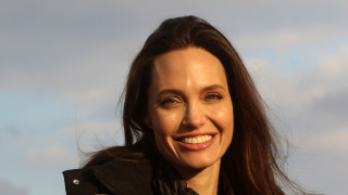 Анджелина Джоли и шестте й деца предизвикаха голямо оживление по