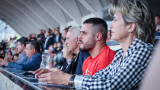 Армейците бурно аплодираха Карлос Насар