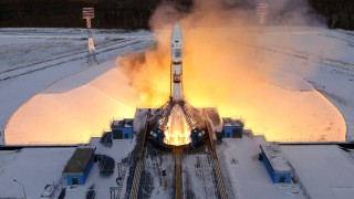 Русия успешно изстреля ракета с 11 сателита от космодрума "Восточни"