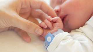 Здравното министерство обновява Информационната система за ражданията Регистъра на ражданията