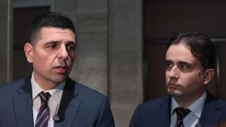 От Демократична България се обявяват срещу задължителното интегриране на Софтуера