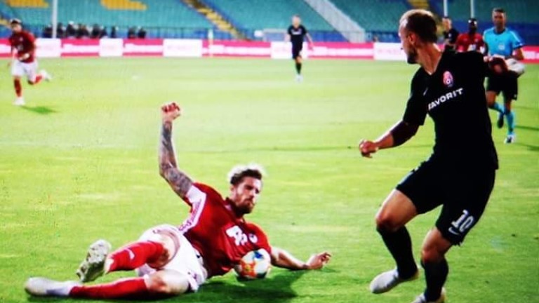 По старите, новите и неписаните правила - дузпа няма!