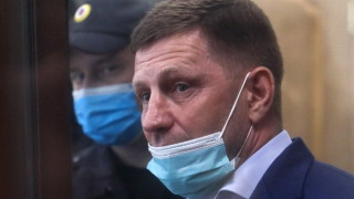 Представител на Кремъл се опита да деескалира политическа криза докато