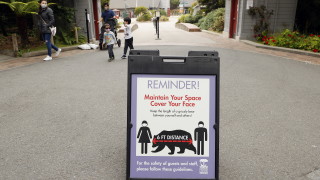 Рекорден брой случаи на коронавирус в САЩ за ден 77