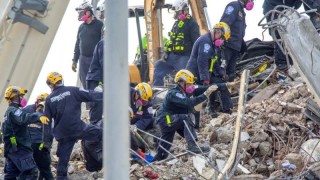 Броят на хората загинали в резултат на срутването на сградата