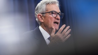 Федералният резерв ФЕД на САЩ пристъпи към понижение на лихвените