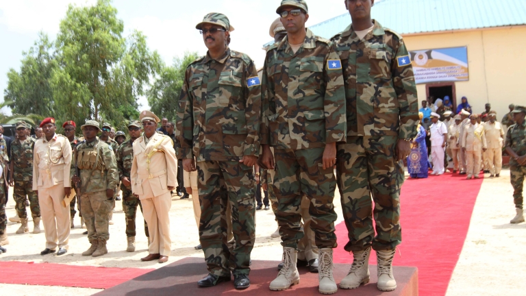 Турция открива военна база в Сомалия 