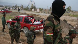 Най малко седем души бяха убити и 17 ранени в