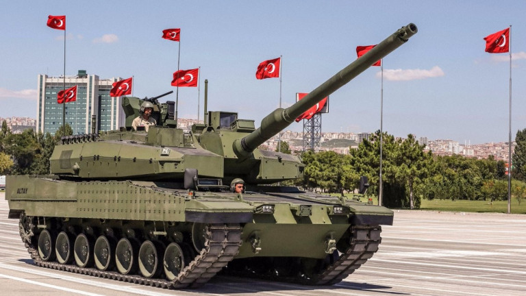 Турция започва масово производство на собствен боен танк - Алтай.